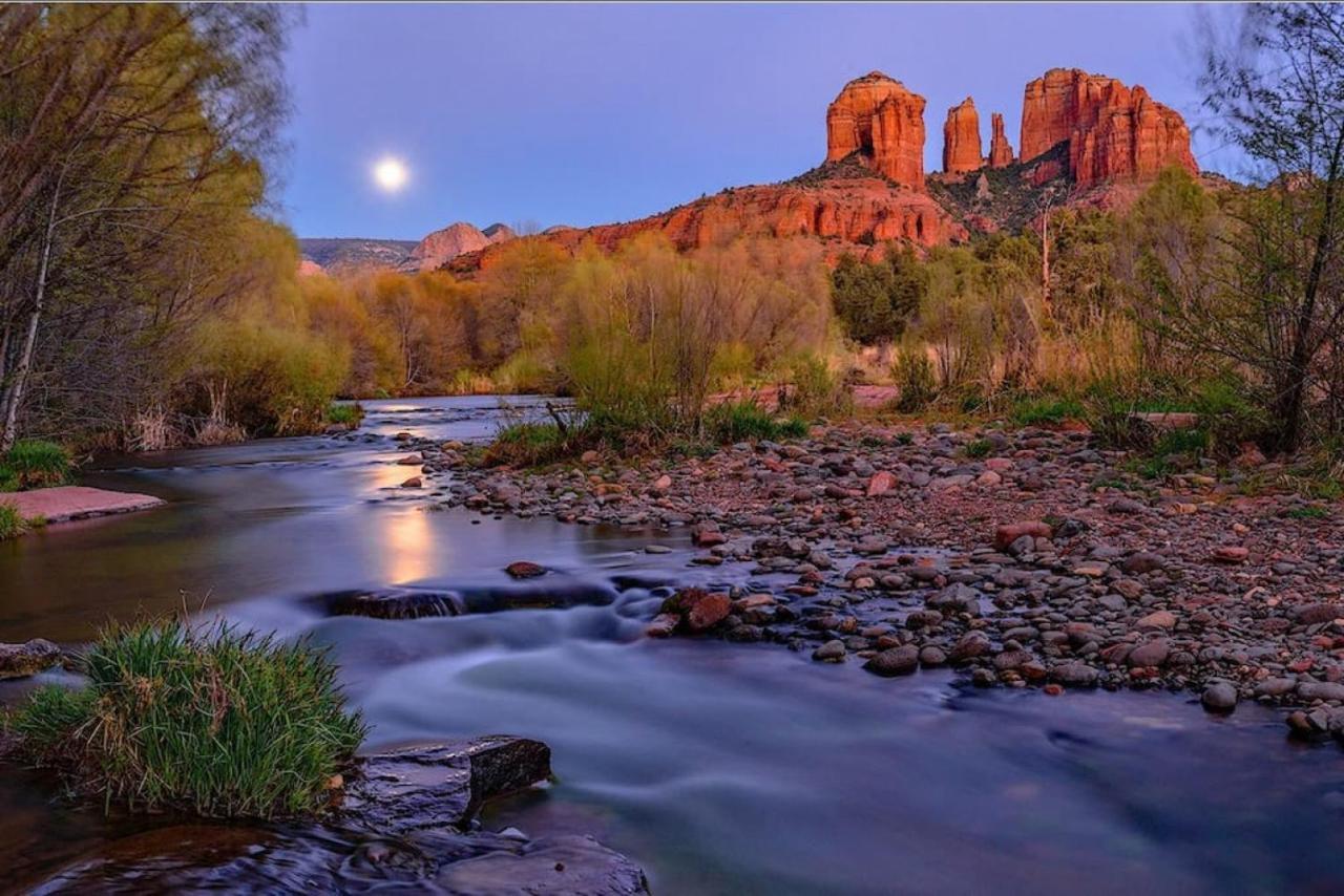 Honeysuckle Villa- Romantic Getaway Holiday home Sedona